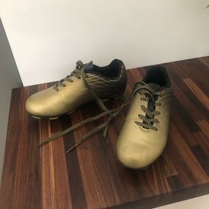 Boys soccer cleats